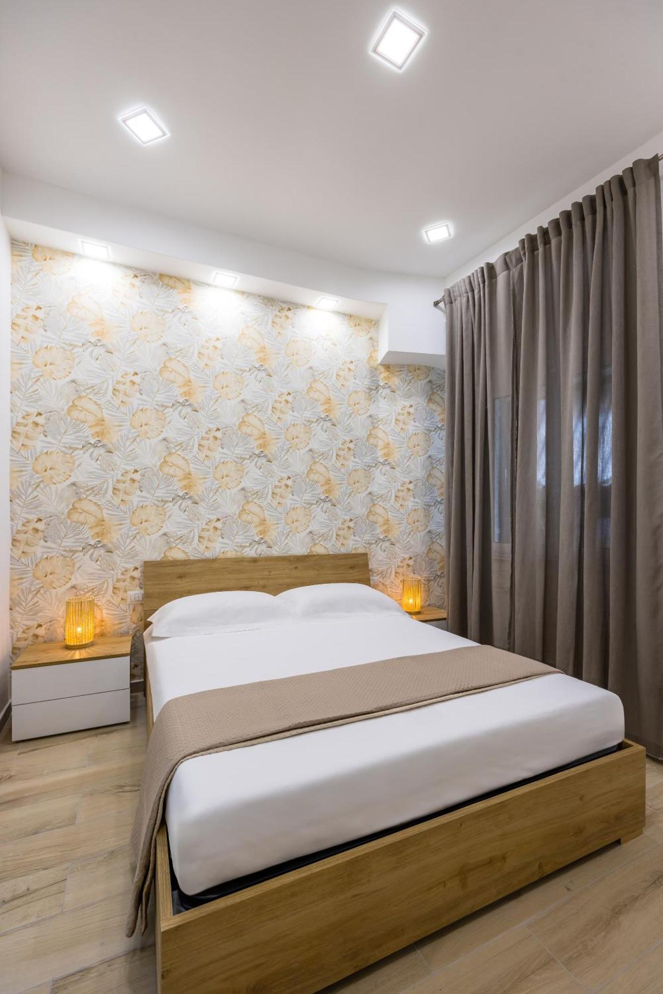 Apartment Dcr House Murales Naples